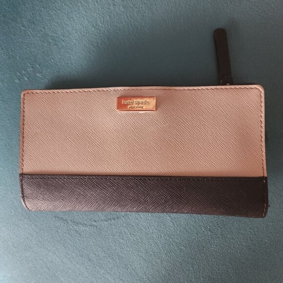 KATE SPADE ~ New York STACY Laurel Way Bifold Wallet Beige/Black ~ EUC - Picture 1 of 4